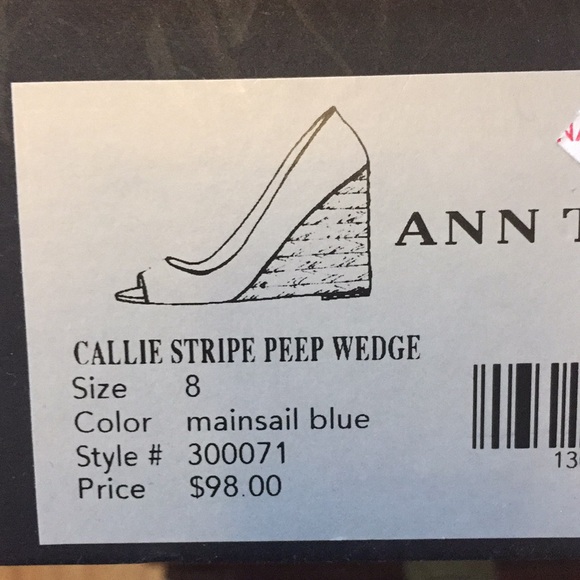 Ann Taylor 8 Callie 3 1/2 in wedge heel - Picture 4 of 4